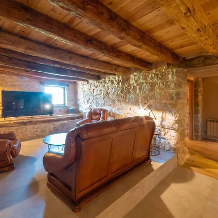 La Parera Villa *